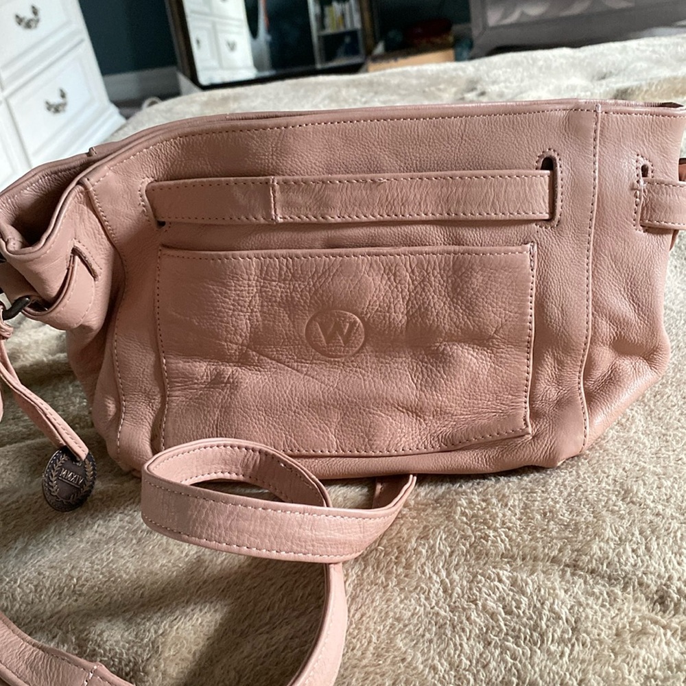 Pink Wanderer’s Travel Co